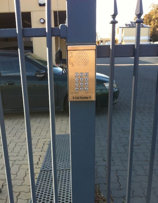 keypad on metal gate